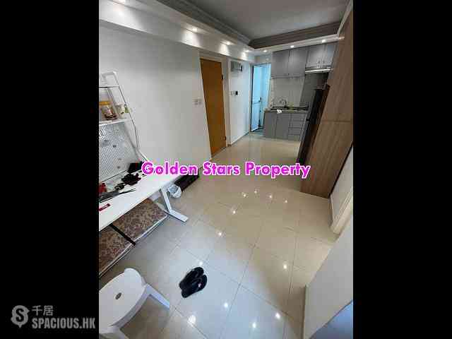 Sai Ying Pun - Fook Moon Building 06