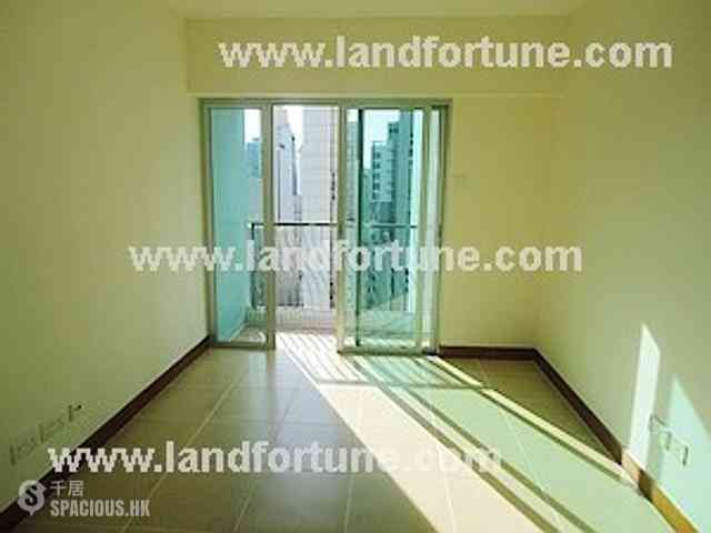 Central - Tung Tze Terrace 02