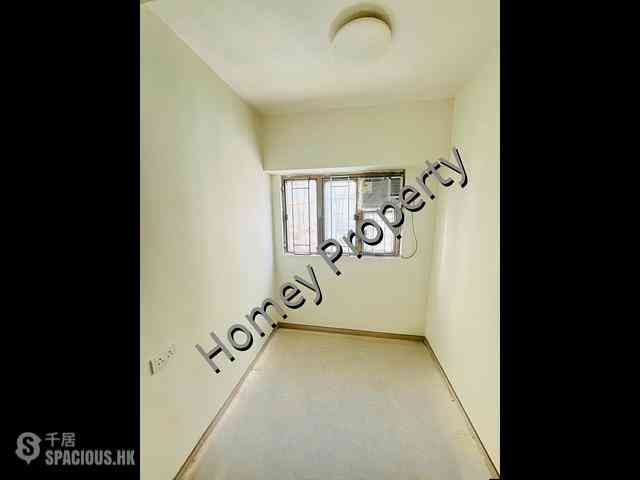 To Kwa Wan - H.I.C.B. Building 03