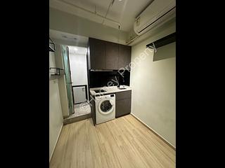 Sheung Wan - 114, Des Voeux Road West 02
