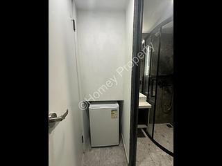 Sheung Wan - 114, Des Voeux Road West 07