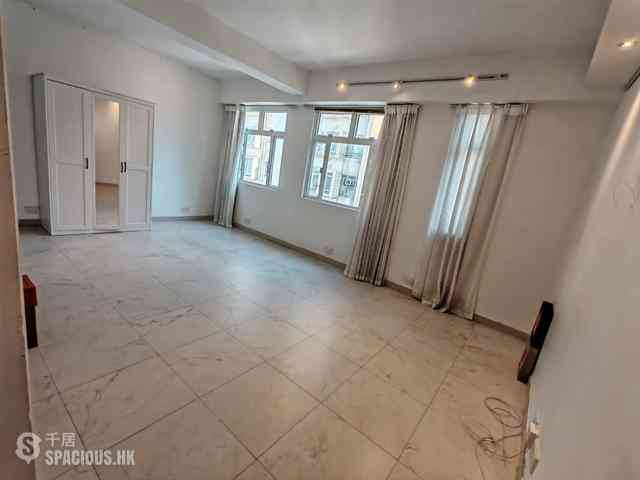 Sai Ying Pun - Hing Tai Building 01