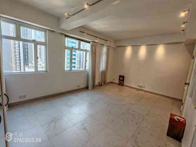 Sai Ying Pun - Hing Tai Building 04