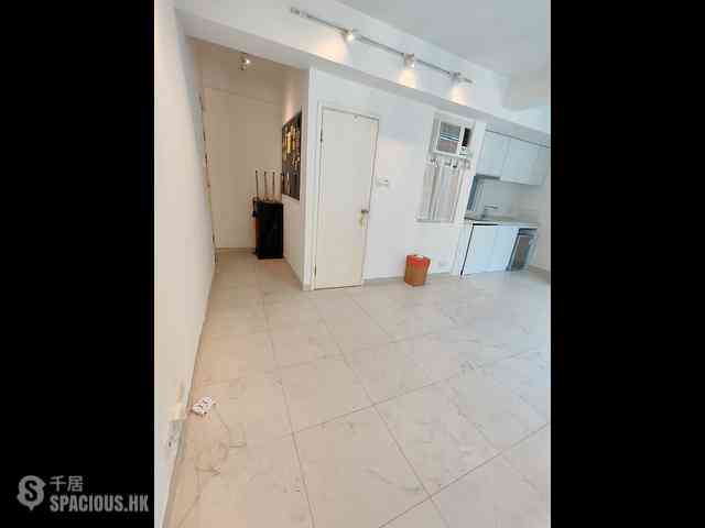 Sai Ying Pun - Hing Tai Building 03