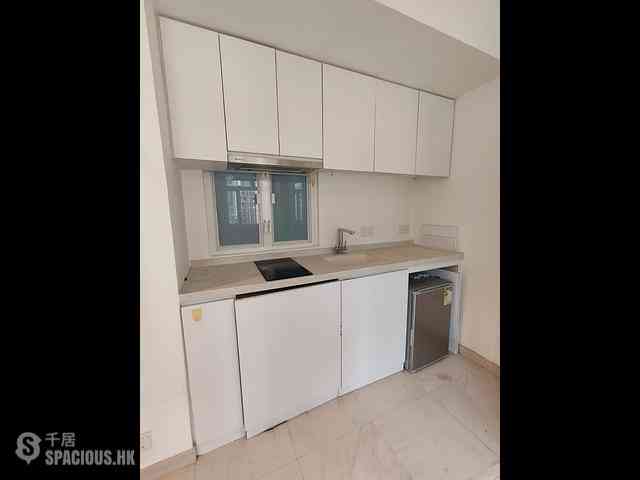 Sai Ying Pun - Hing Tai Building 07
