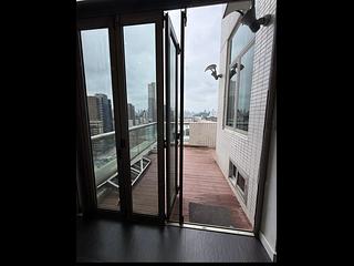 Kowloon City - University Court 05