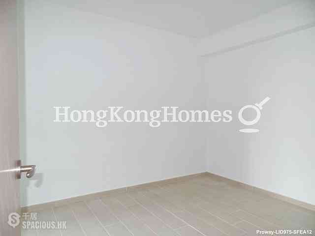 Tai Hang - Ronsdale Garden 06