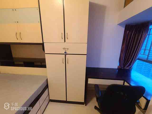 Tung Chung - Tung Chung Crescent 06