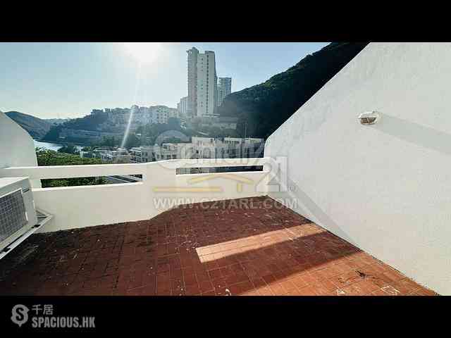 Repulse Bay - Burnside Estate 16