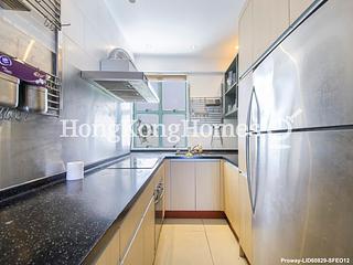 Pok Fu Lam - Bisney Terrace 09