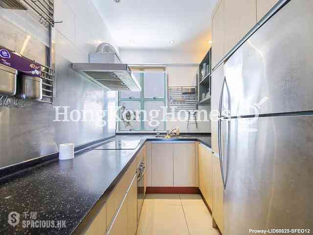 Pok Fu Lam - Bisney Terrace 09