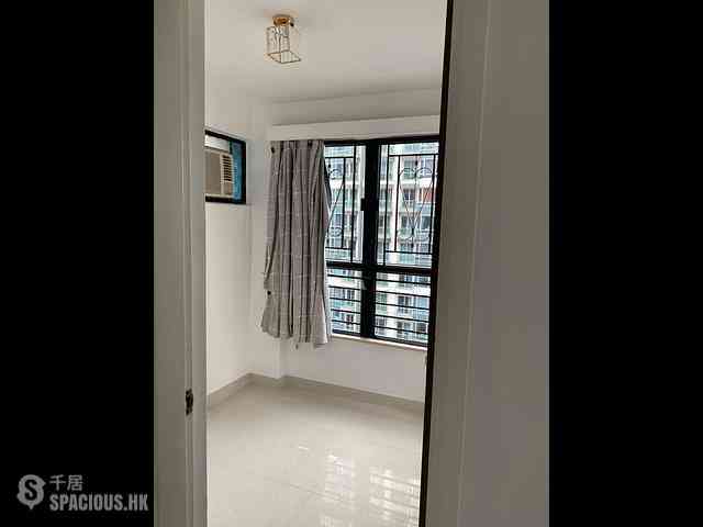 Sai Wan Ho - Metro Hermitage 02