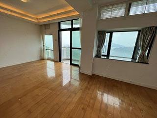 Repulse Bay - 37, Repulse Bay Road 02