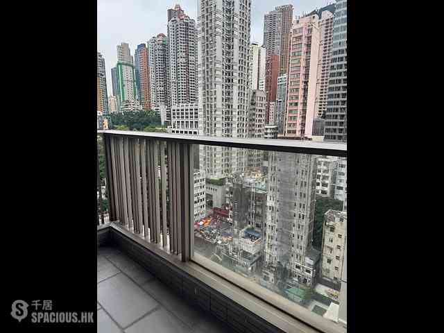 Sai Ying Pun - Island Crest Block 2 10