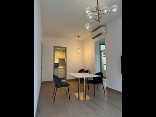Sai Ying Pun - Island Crest Block 2 02