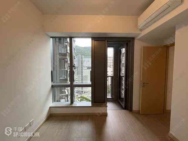Wong Chuk Hang - The Southside Phase 2 La Marina 05