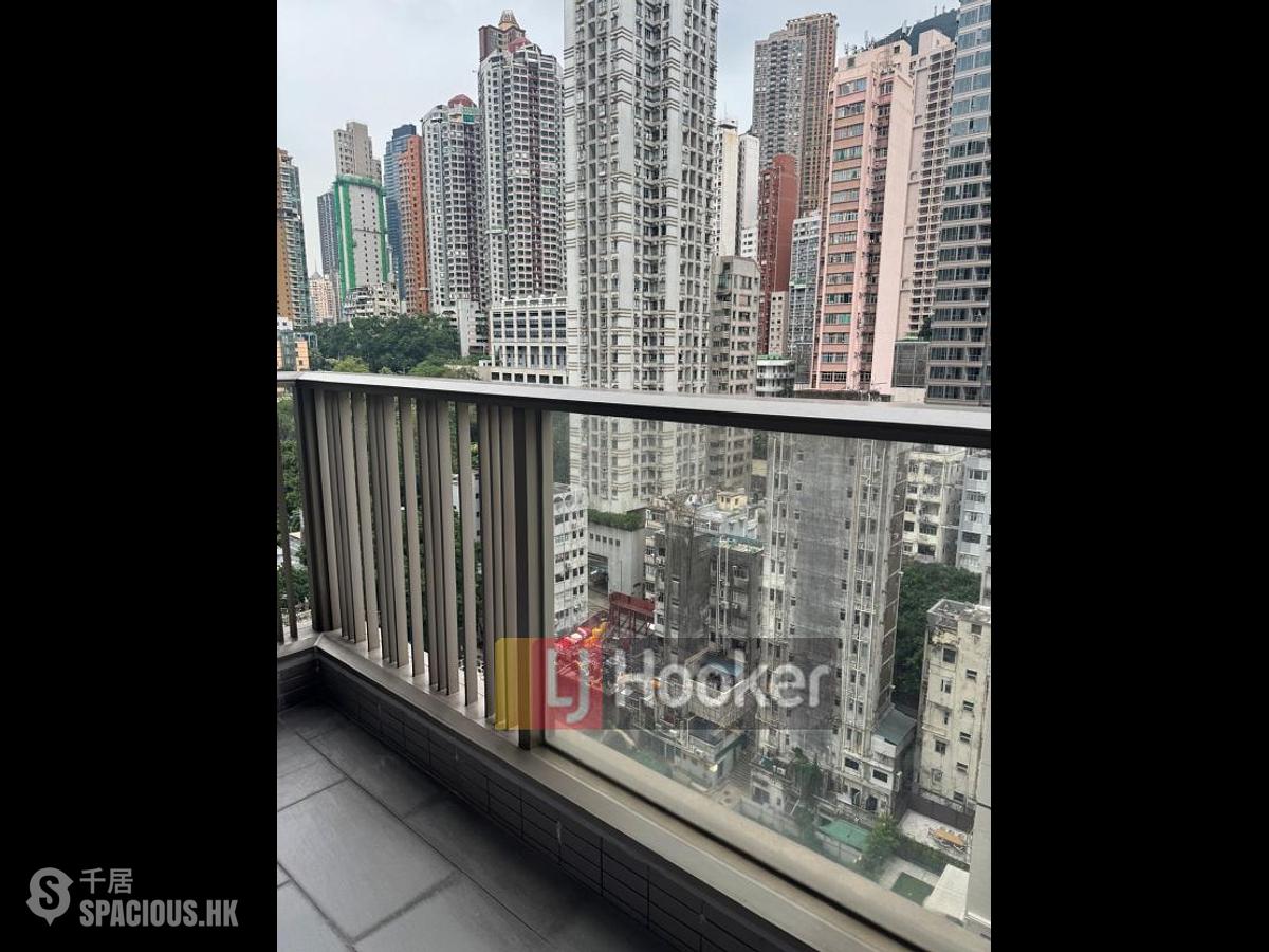 Sai Ying Pun - Island Crest 01
