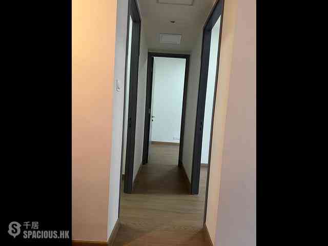 Sai Ying Pun - Island Crest Block 2 09