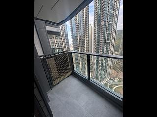 Lohas Park - Lohas Park Phase 12A Seasons Place 10