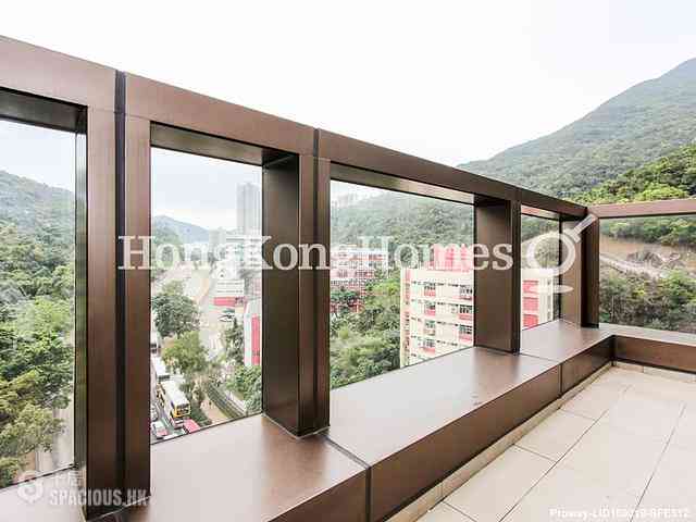 Shau Kei Wan - Island Garden 04