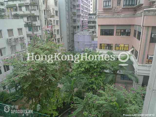 Wan Chai - Wai Cheong Building 02