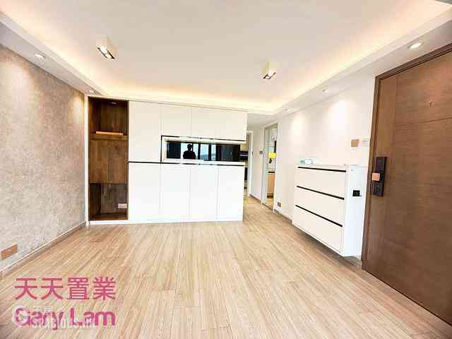 Clear Water Bay - Tai Hang Hau 07