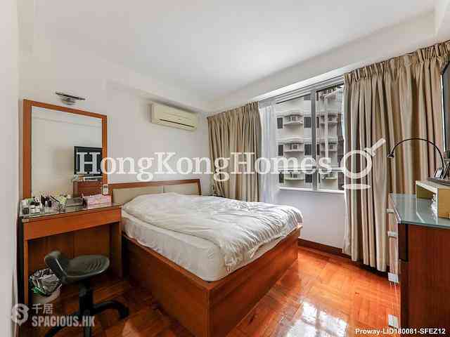 Wan Chai - Phoenix Court 05