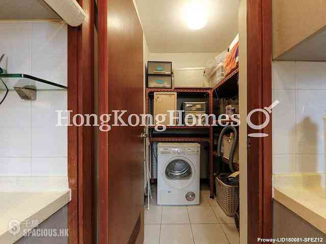 Wan Chai - Phoenix Court 08