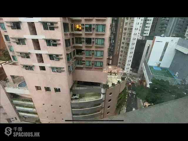 Mid Levels West - Breezy Court 09