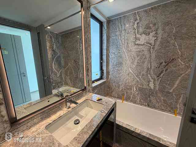 Wong Chuk Hang - The Southside Phase 3B Blue Coast 07