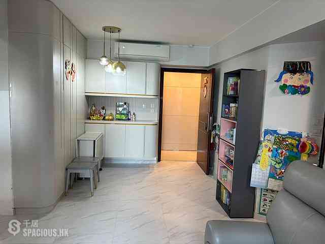 Tai Kok Tsui - The Long Beach Tower 3 02