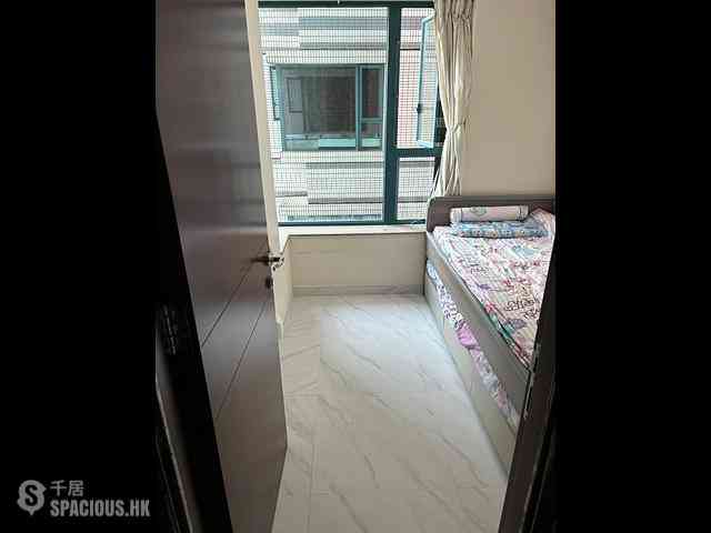 Tai Kok Tsui - The Long Beach Tower 3 05
