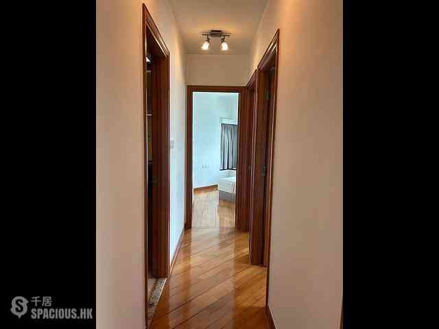 West Kowloon - Sorrento 03
