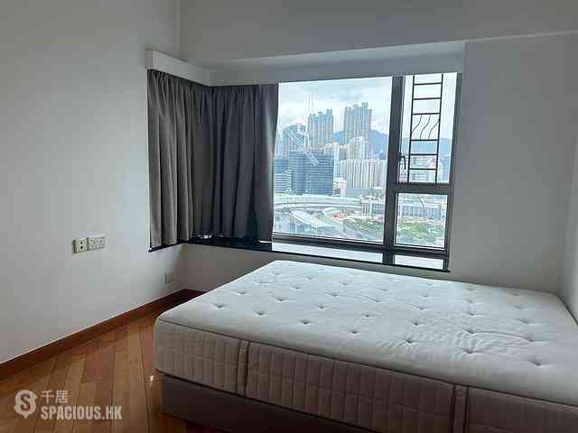 West Kowloon - Sorrento 07