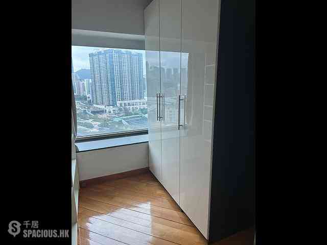 West Kowloon - Sorrento 10