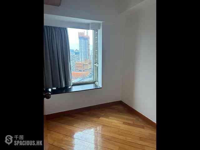 West Kowloon - Sorrento 11