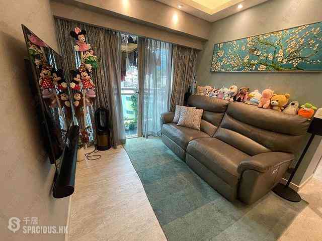 Sai Ying Pun - Centre Place 04