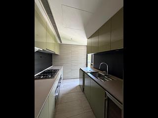 North Point - Fleur Pavilia Tower 2 02