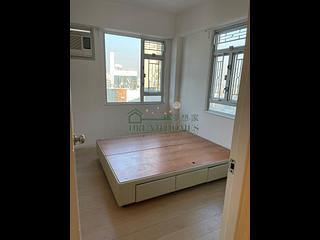 Sai Ying Pun - Golden Phoenix Court 03