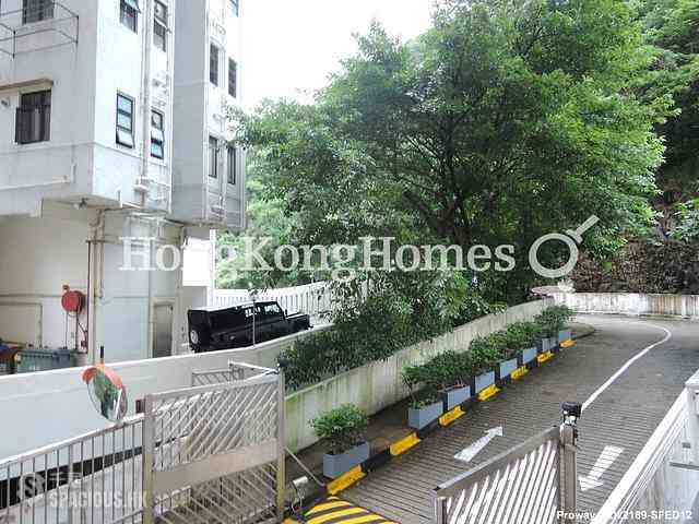 Mid Levels East - Camelot Heights 02