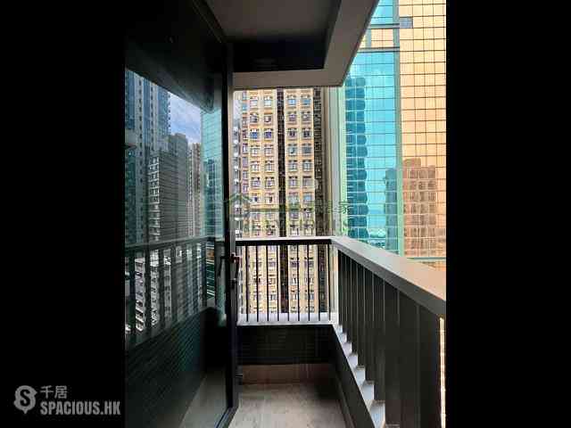 Sai Ying Pun - Bohemian House 02