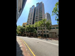 Mid Levels West - Prosperous Height 16