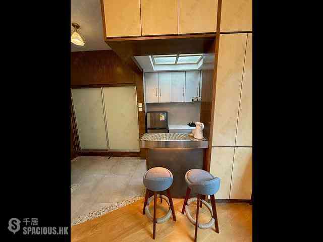 Wan Chai - 1, Star Street 10