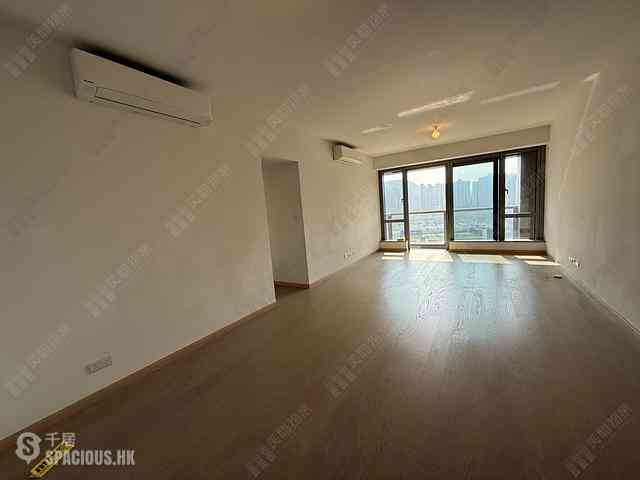 Wong Chuk Hang - The Southside Phase 2 La Marina 01
