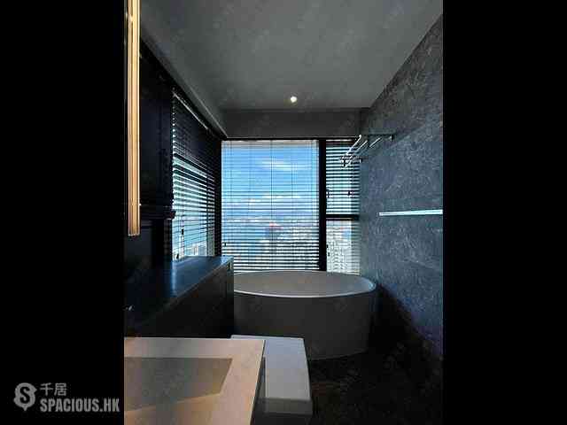 Mid Levels West - Alassio 02