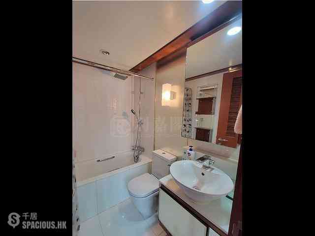 Tai Kok Tsui - The Long Beach Tower 2 06