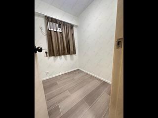 Sheung Wan - Midland Centre Block A 06