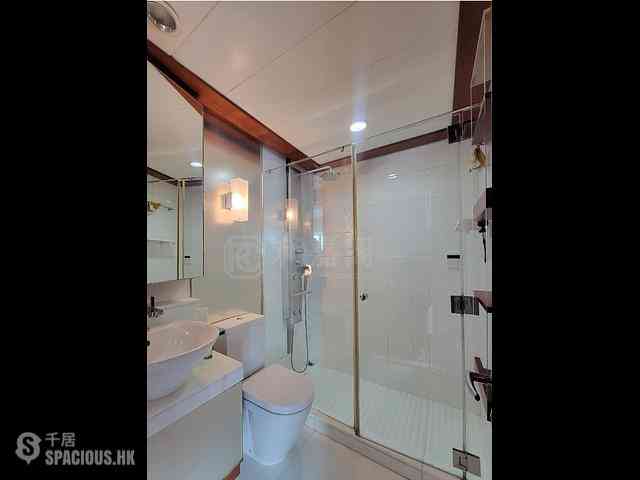 Tai Kok Tsui - The Long Beach Tower 2 10