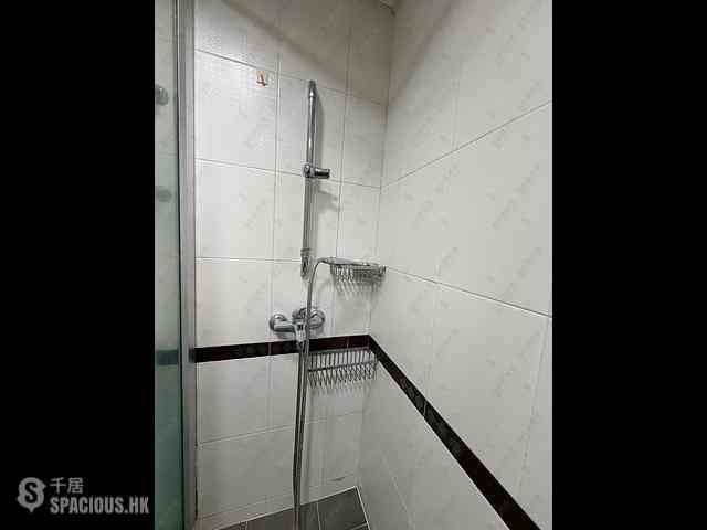 Sai Ying Pun - King Ming Mansion 07