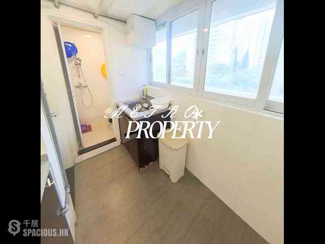 Pok Fu Lam - Woodbury Court 04